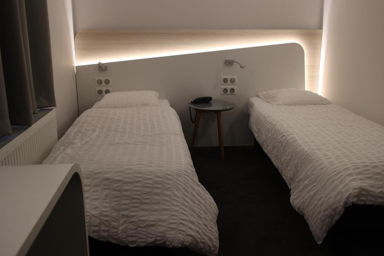 Logis Hotel Restaurant Au Lion Rouge Bartenheim Kültér fotó